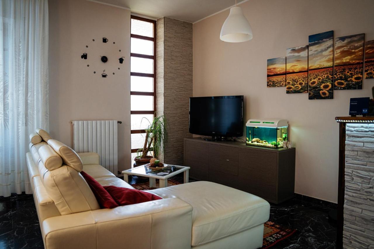 Il Girasole Bed & Breakfast Basciano Exterior photo