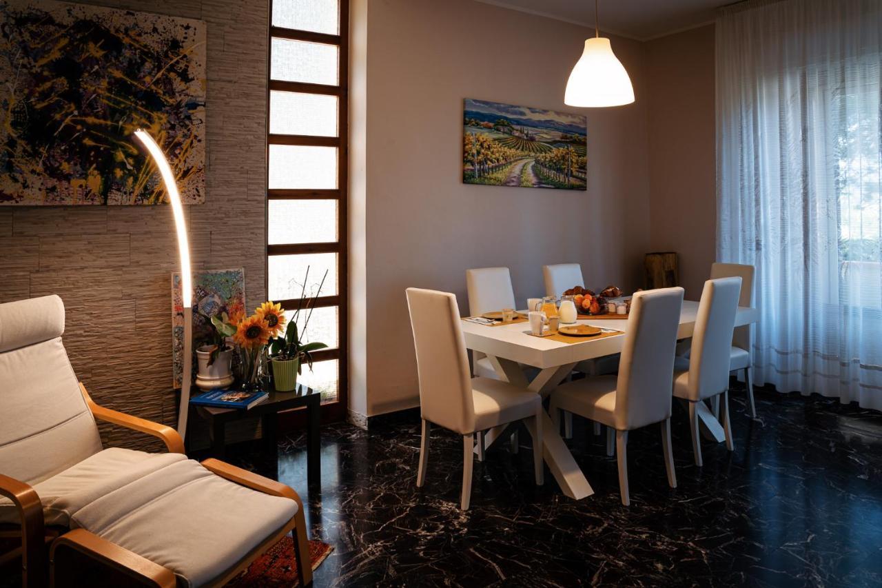 Il Girasole Bed & Breakfast Basciano Exterior photo